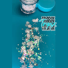Load image into Gallery viewer, Raw Snow Flake Glitter 0.5oz
