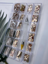 Load image into Gallery viewer, Champagne Pink Bling Box
