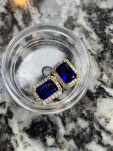 Load image into Gallery viewer, 2pcs Big Stud Charms
