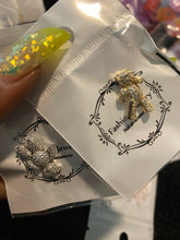 Load image into Gallery viewer, 2pcs Studded Bear Charm
