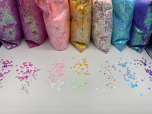 Load image into Gallery viewer, Heart Glitter
