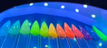 Load image into Gallery viewer, Glow Collection 12pcs
