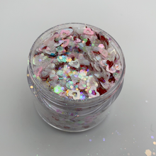 Load image into Gallery viewer, Heart Glitter
