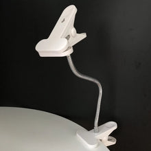 Load image into Gallery viewer, Metal Clip Stand
